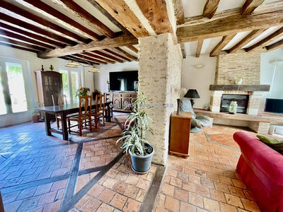 Maison traditionnelle - 155 m² - 6 pièces