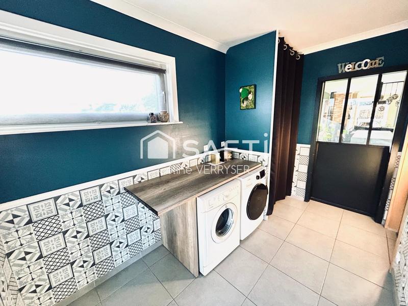 Maison - 166 m² - 9 pièces