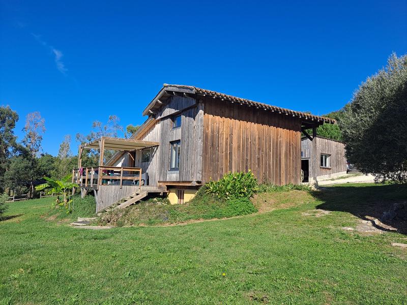 Maison - 164 m² - 7 pièces