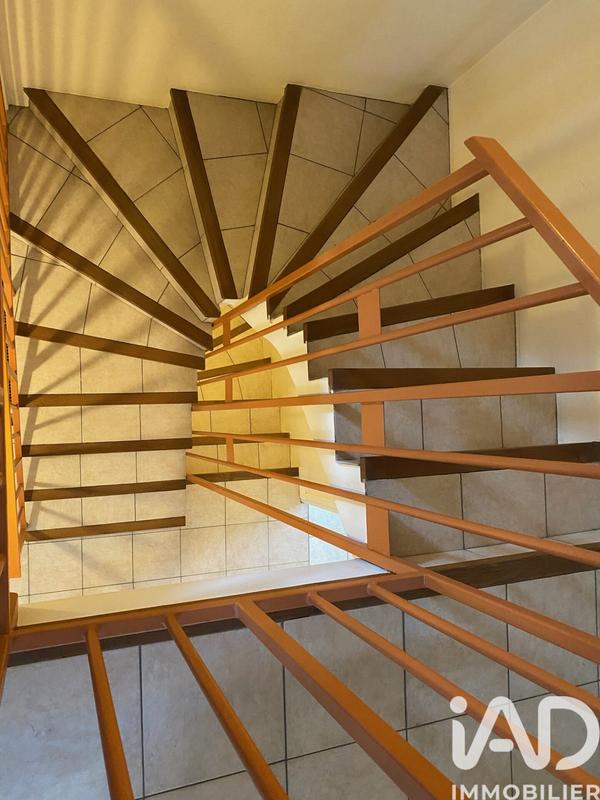 Maison - 163 m² - 7 pièces