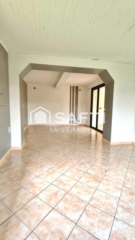 Maison - 140 m² - 5 pièces