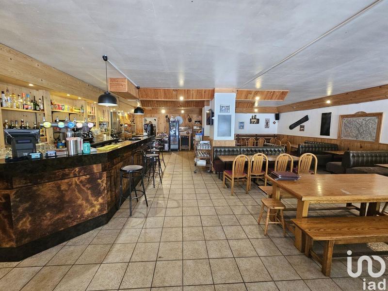 Local commercial - 190 m²