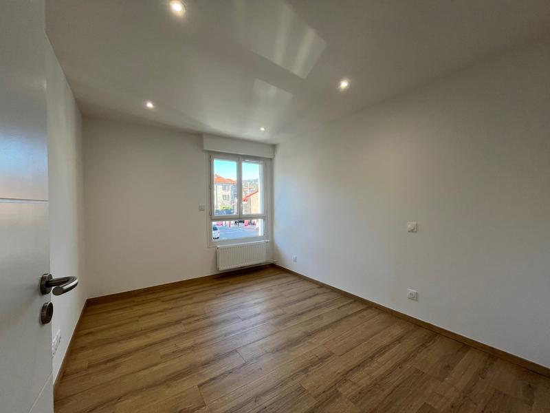 Appartement - 92 m² - 4 pièces