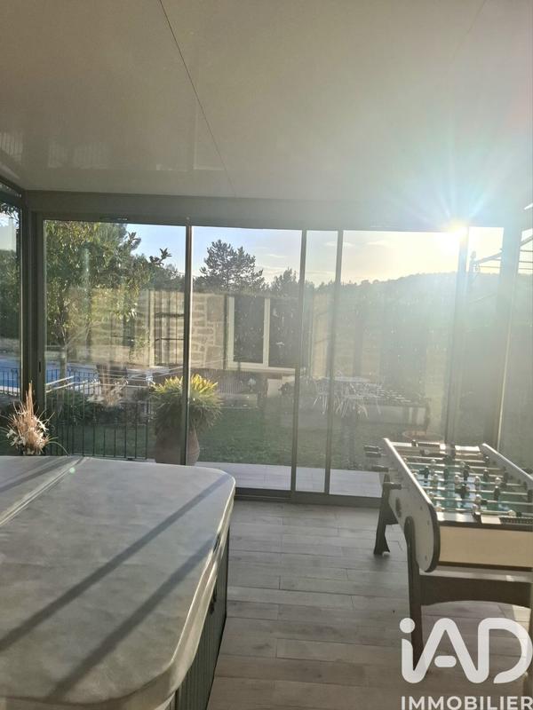 Maison - 185 m² - 7 pièces