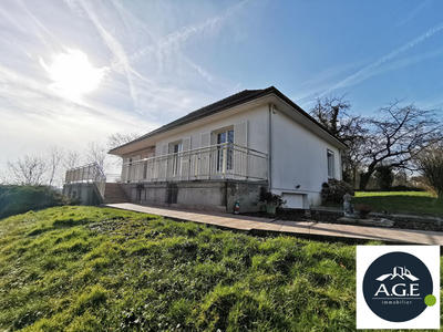 Maison - 120 m² - 5 pièces