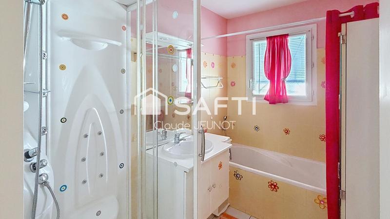 Maison - 92 m² - 4 pièces