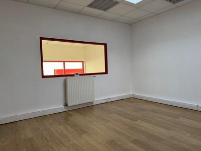 Bureau - 310 m² - 1 pièce