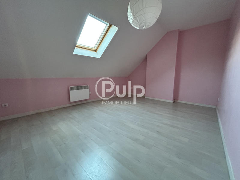 Maison - 85 m² - 5 pièces