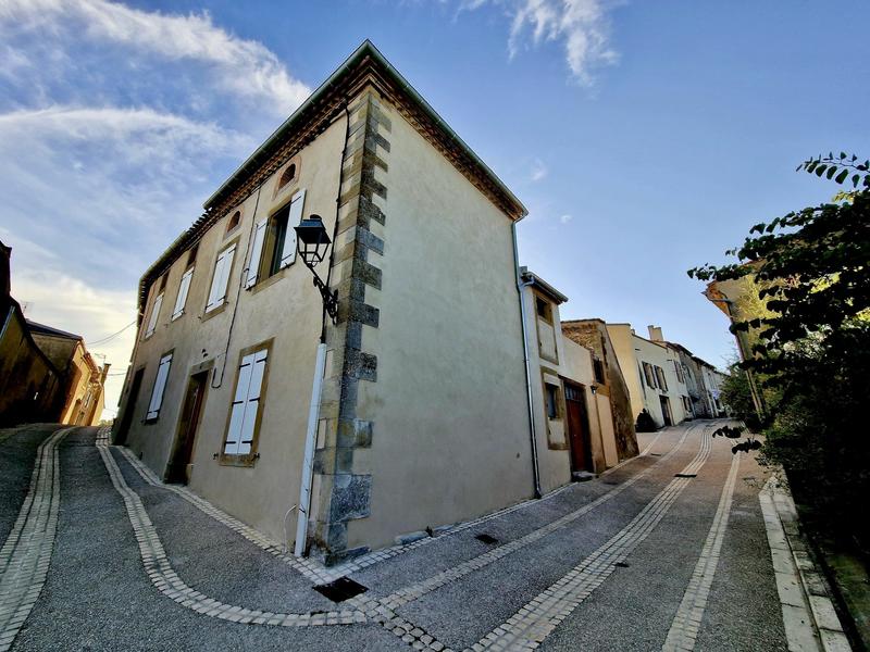 Maison - 98 m² - 4 pièces