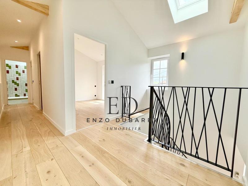 Maison - 145 m² - 4 pièces