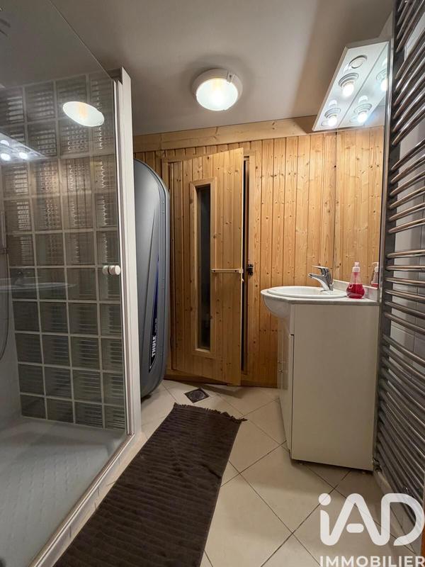 Maison - 167 m² - 6 pièces