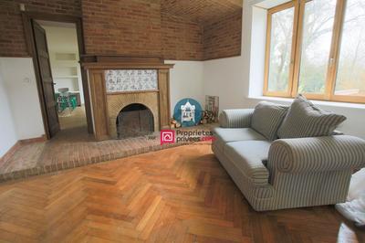 Maison - 260 m² - 9 pièces