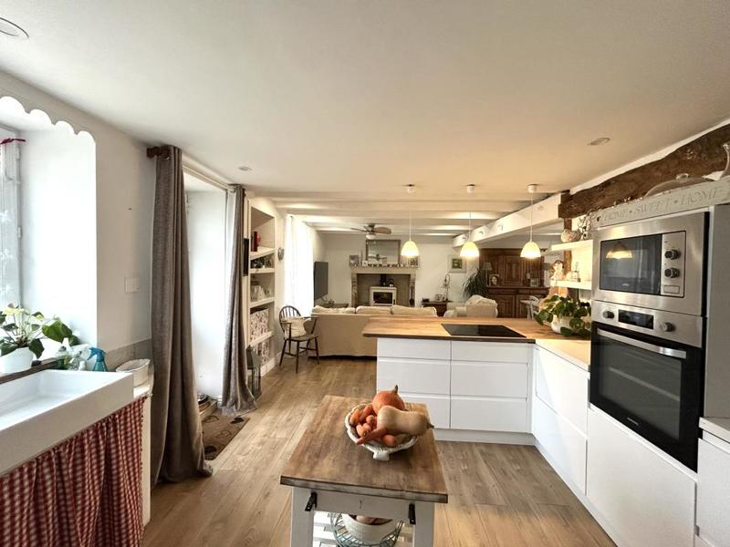 Maison - 92 m² - 4 pièces