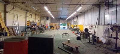 Atelier d'activités - 365 m² - 3 pièces