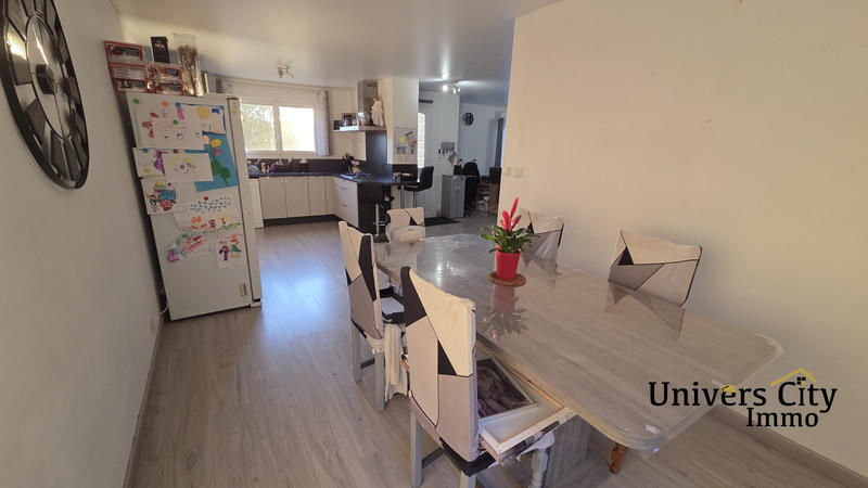 Maison - 128 m² - 4 pièces