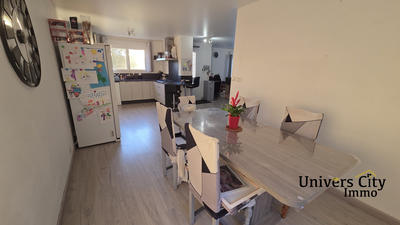 Maison - 128 m² - 4 pièces