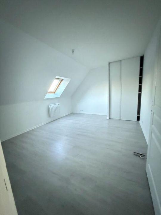 Maison - 93 m² - 4 pièces