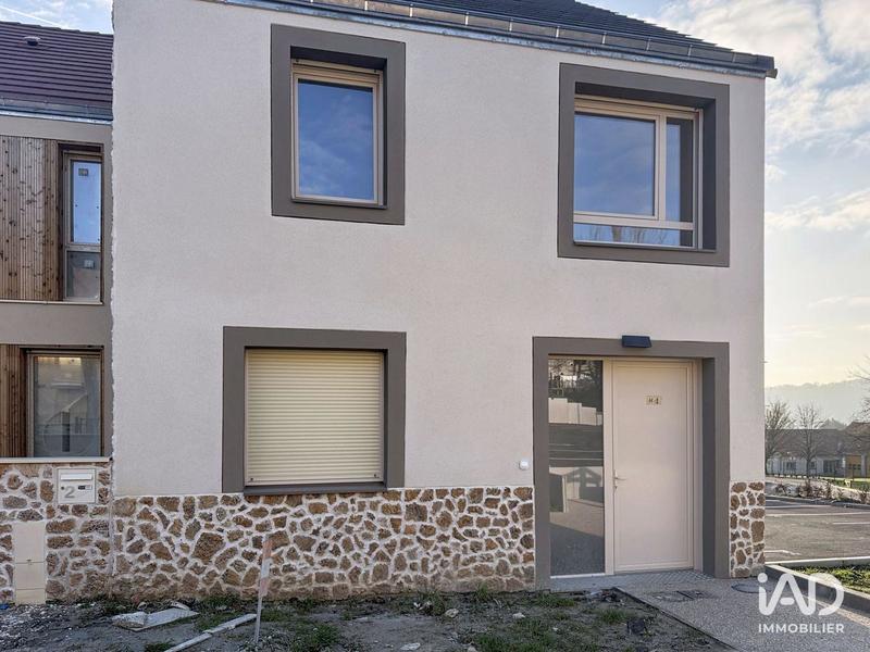 Maison - 92 m² - 4 pièces