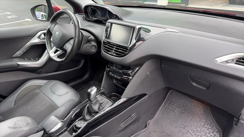 Peugeot 2008 1.5 BlueHdi 100 Crossway