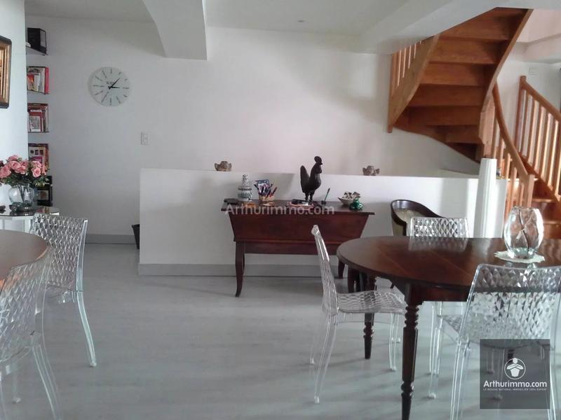 Appartement - 220 m² - 7 pièces