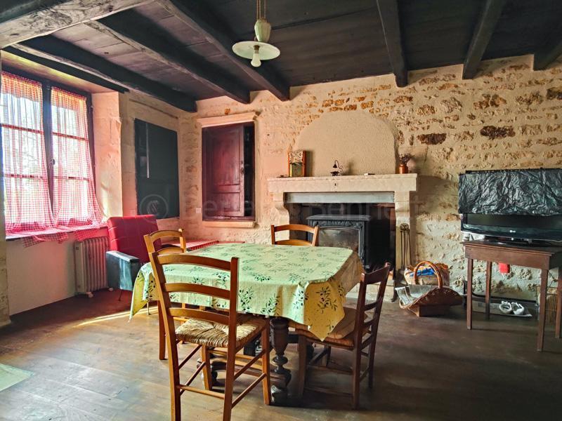 Maison en pierre - 126 m² - 4 pièces