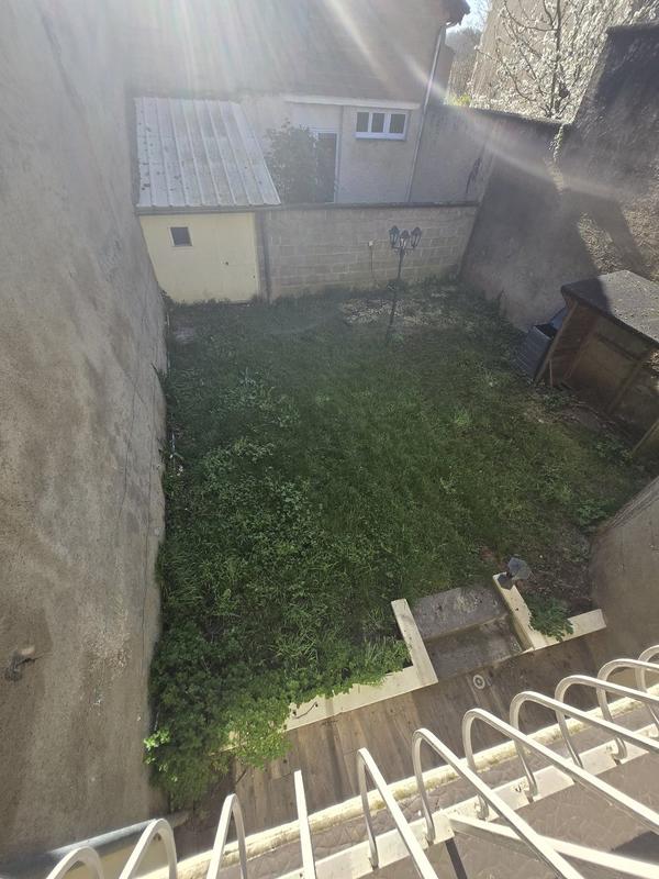 Maison - 102 m² - 4 pièces