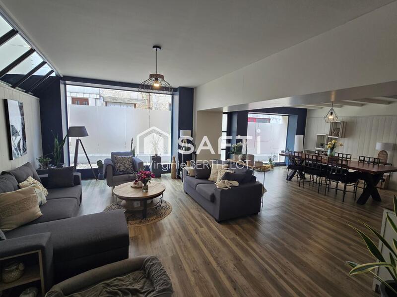 Maison - 175 m² - 7 pièces