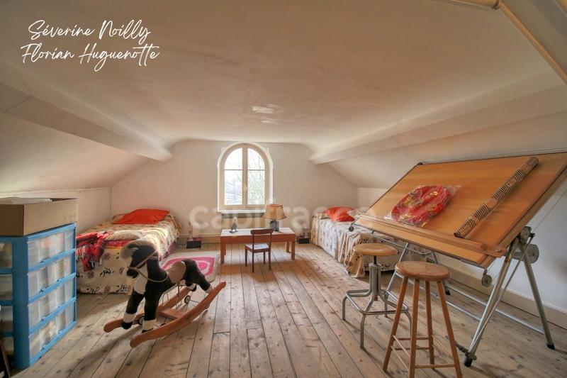 Maison bourgeoise - 252 m² - 8 pièces