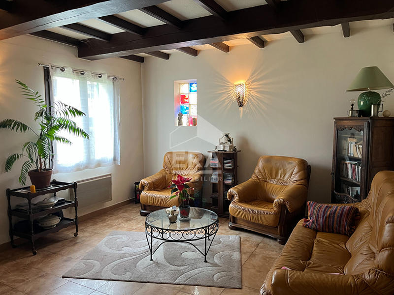 Maison - 190 m² - 8 pièces