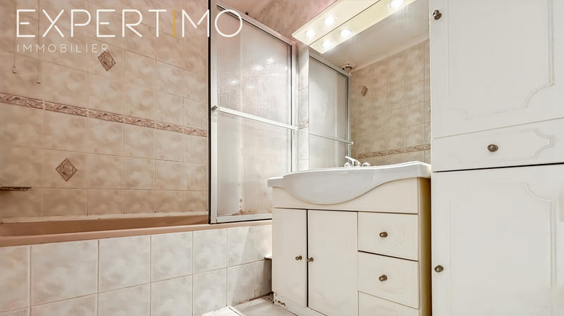 Maison - 131 m² - 8 pièces