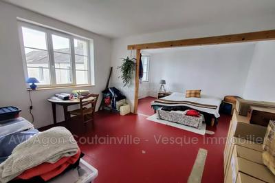 Maison - 215 m² - 7 pièces