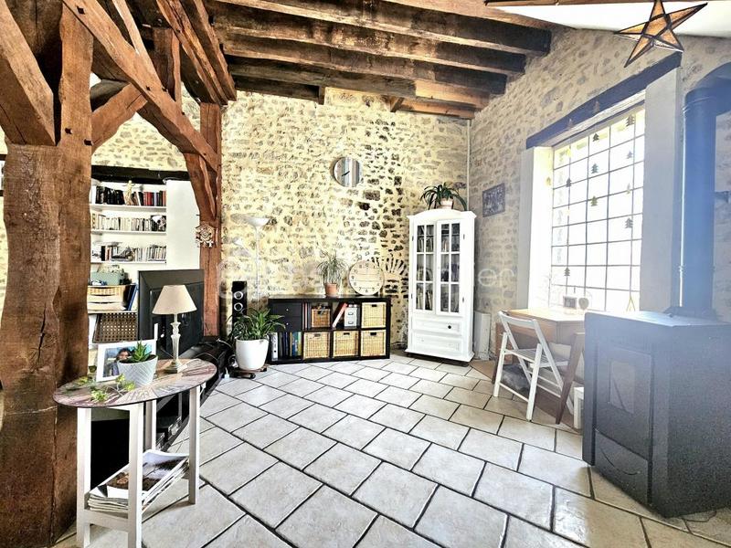 Maison en pierre - 133 m² - 5 pièces