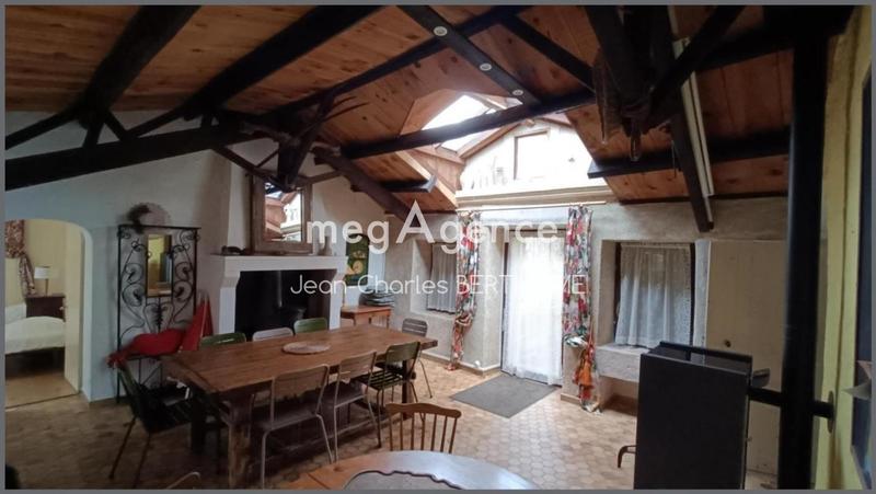 Maison ancienne - 172 m² - 8 pièces