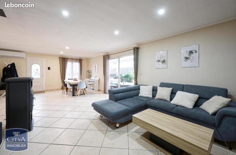 Maison - 102 m² - 5 pièces