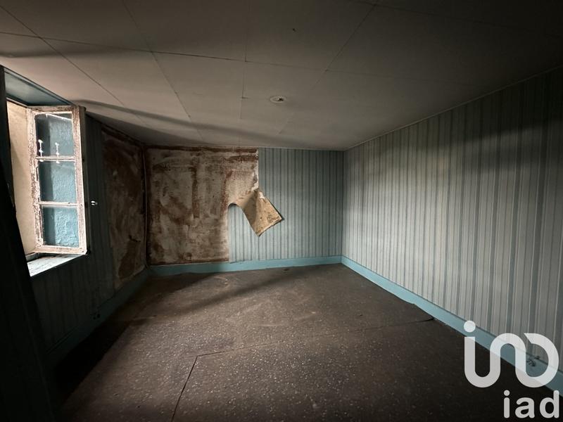 Maison - 213 m² - 11 pièces