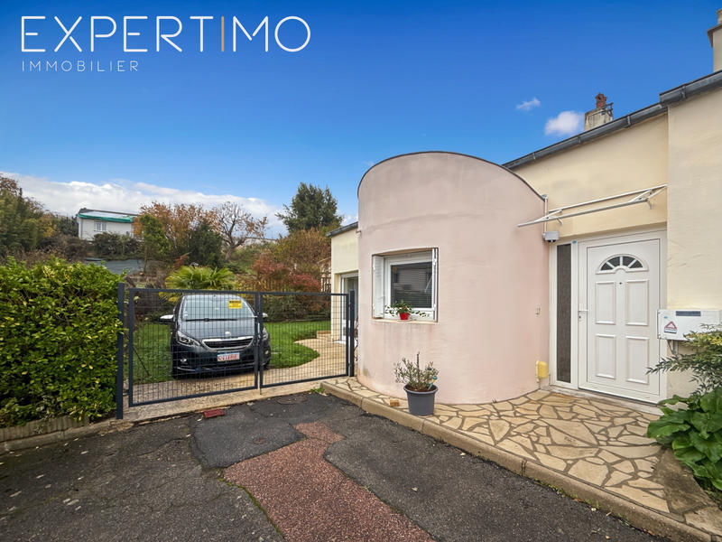 Maison - 141 m² - 7 pièces