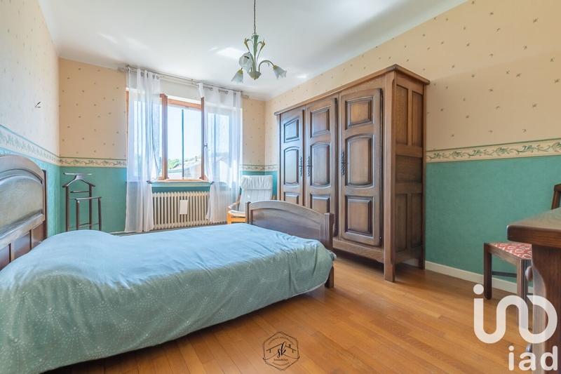 Maison - 167 m² - 8 pièces