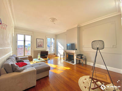 Appartement - 131 m² - 4 pièces