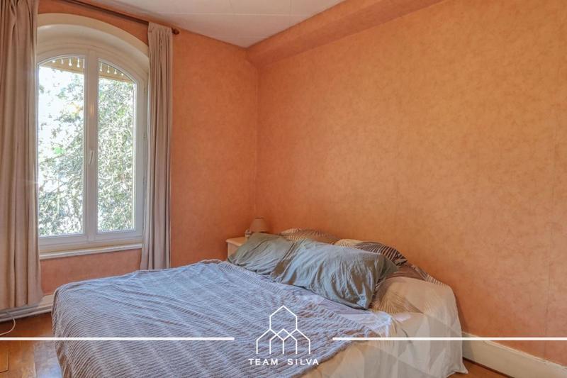 Maison - 165 m² - 6 pièces