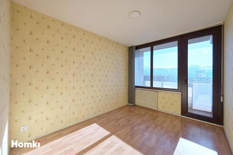 Appartement - 76 m² - 4 pièces