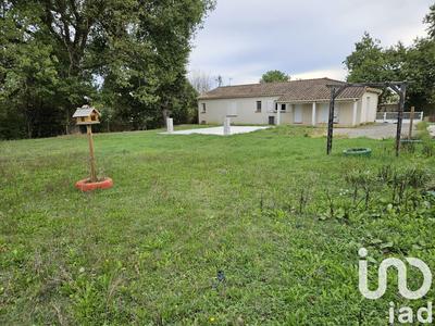 Maison - 98 m² - 4 pièces