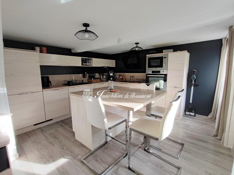 Maison - 110 m² - 4 pièces