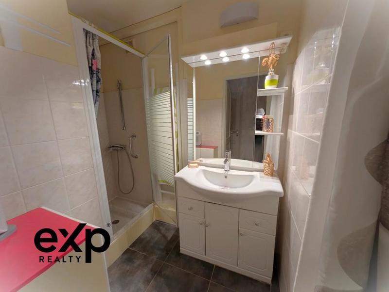 Maison de village - 80 m² - 4 pièces