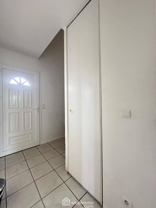 Maison - 105 m² - 4 pièces
