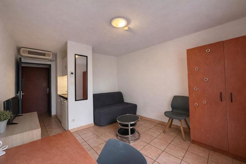 Studio - 18 m² - 1 pièce