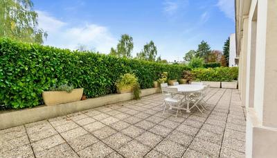 Appartement - 80 m² - 3 pièces