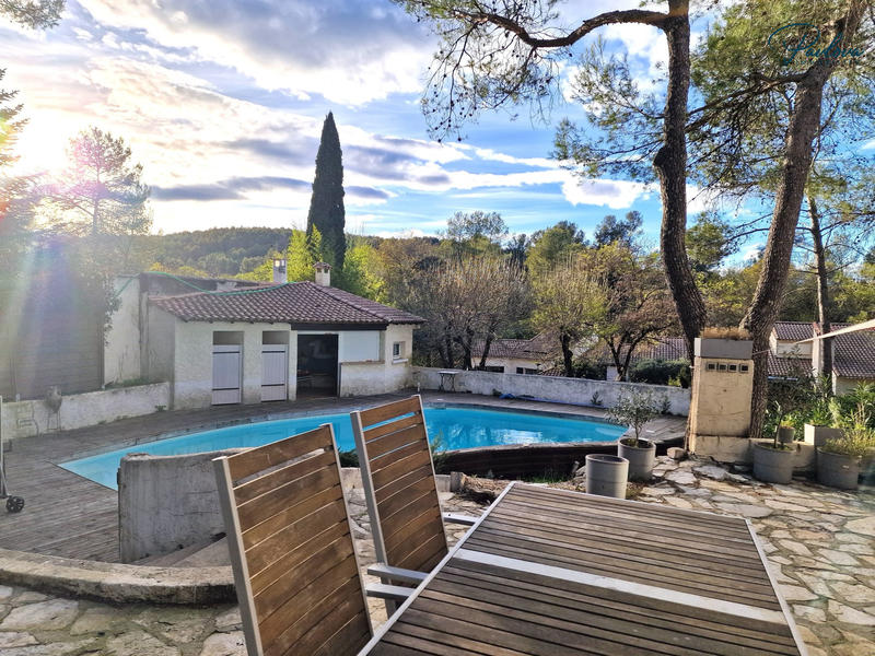 Maison traditionnelle - 128 m² - 5 pièces