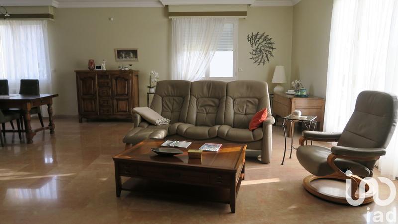 Maison - 123 m² - 5 pièces