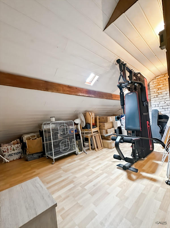 Appartement - 64 m² - 3 pièces