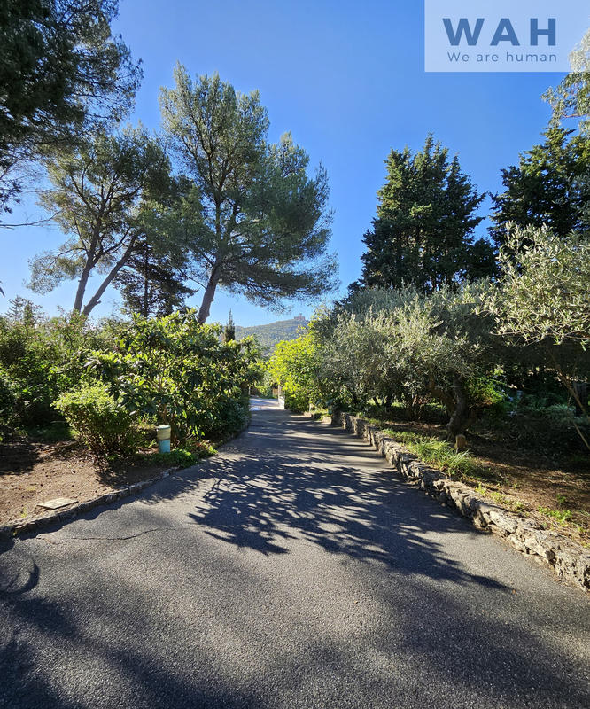 Villa - 152 m² - 8 pièces